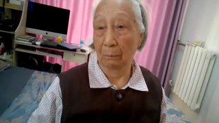 Old Chinese Granny Gets Fucked 